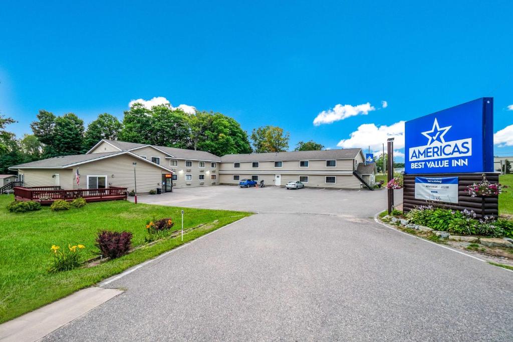 Americas Best Value Inn Marquette